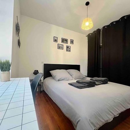 Appartement Climatise 4 Personnes / Centre-Ville Besançon Kültér fotó