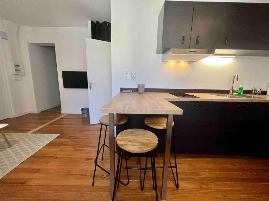 Appartement Climatise 4 Personnes / Centre-Ville Besançon Kültér fotó