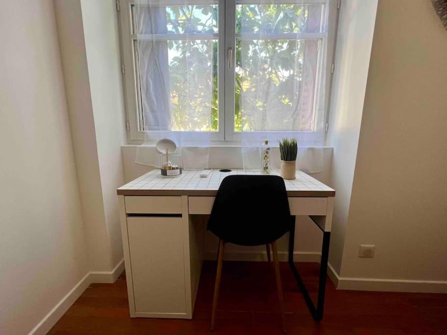 Appartement Climatise 4 Personnes / Centre-Ville Besançon Kültér fotó