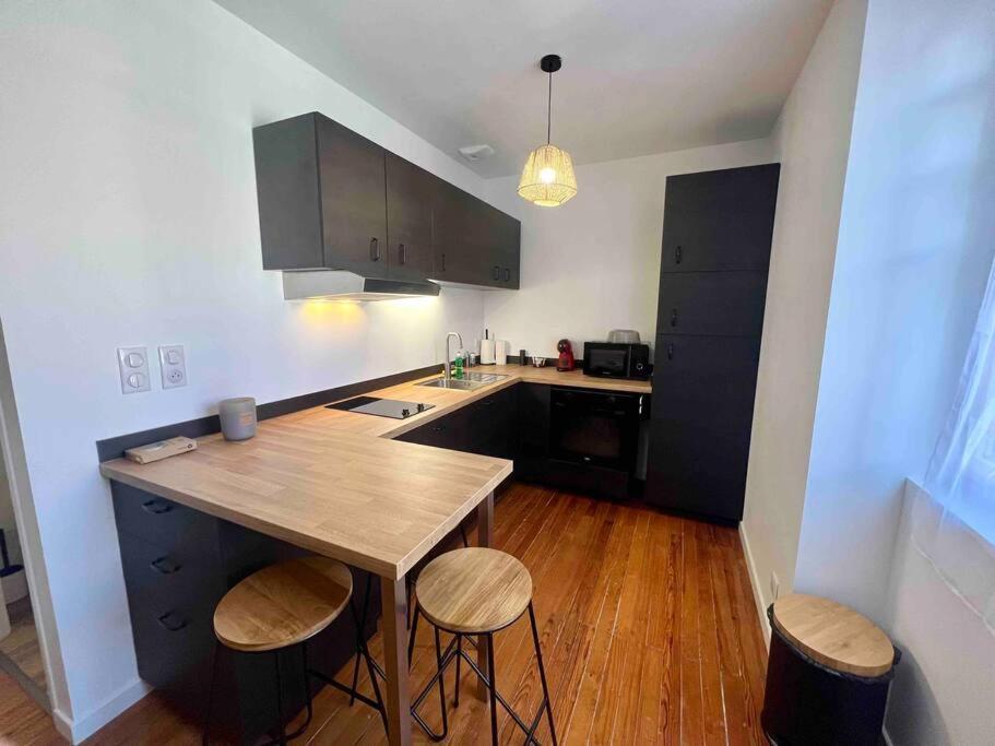 Appartement Climatise 4 Personnes / Centre-Ville Besançon Kültér fotó